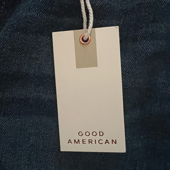 Good American cropped flare jeans. Size 4 - Picture 2 of 6